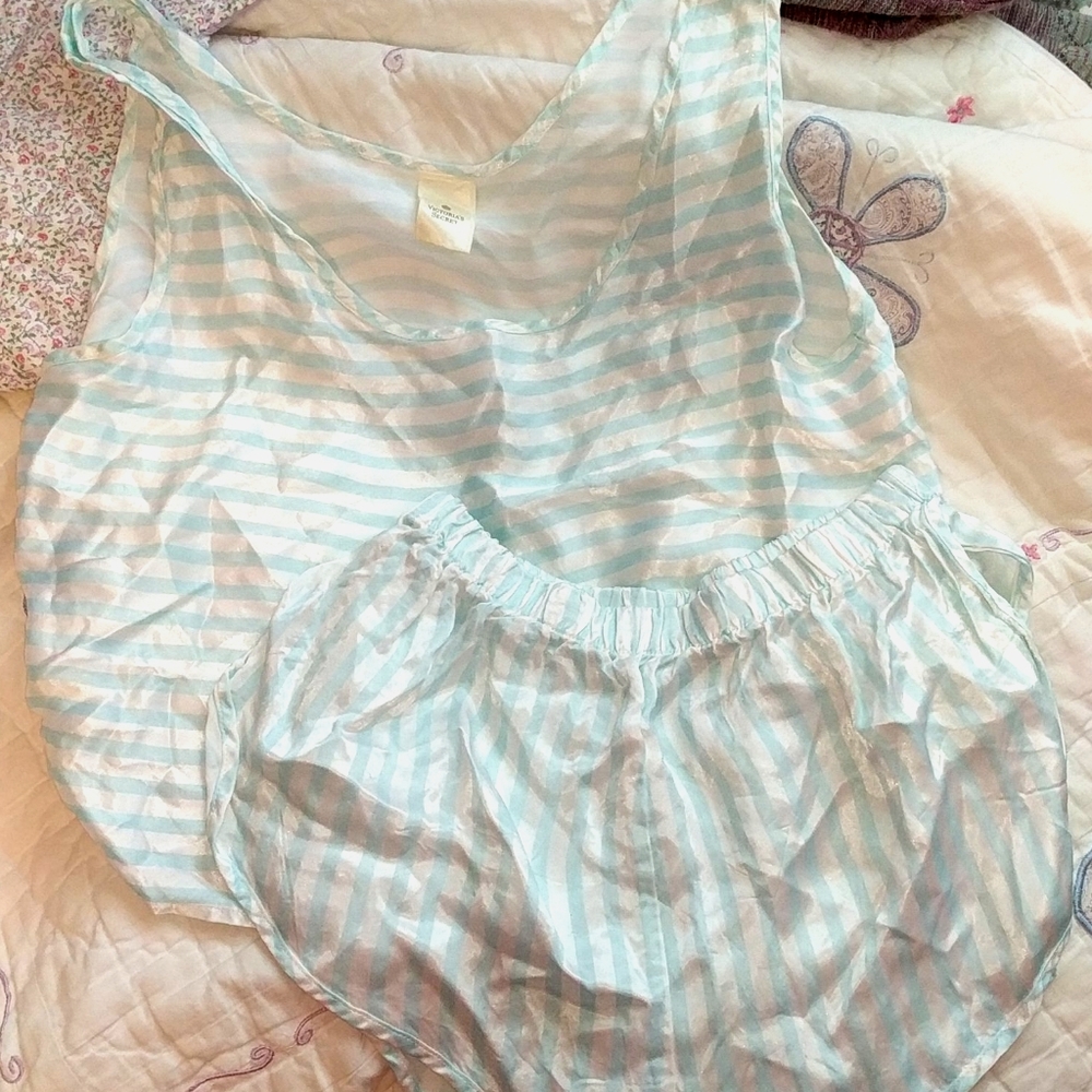 VS striped pj set